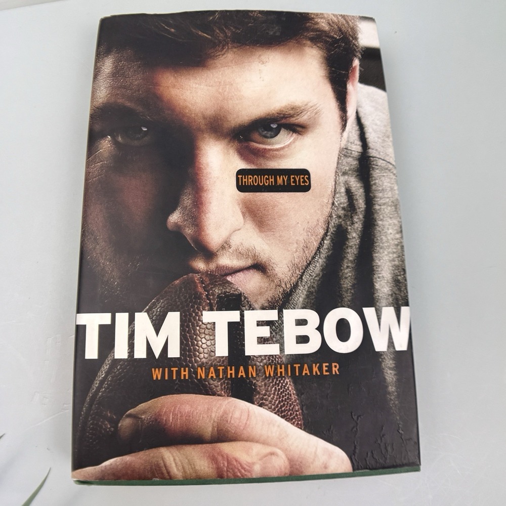 Tim Tebow Book Through My Eyes Hardcover ACCEPTABLE Football Gators Quarterback - Picture 1 of 10